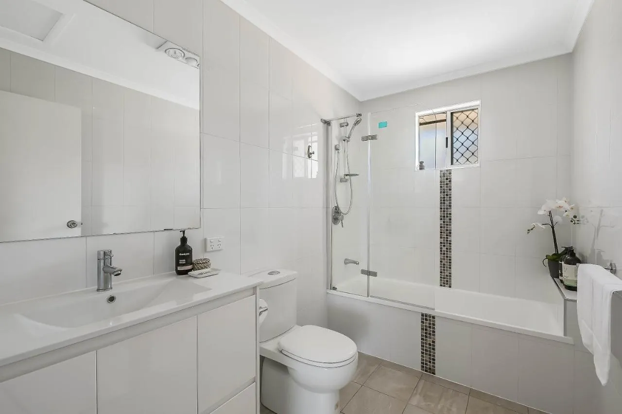 The Cowhide Cabin - Comfy, Family Friendly Stays In Toowoomba Australia