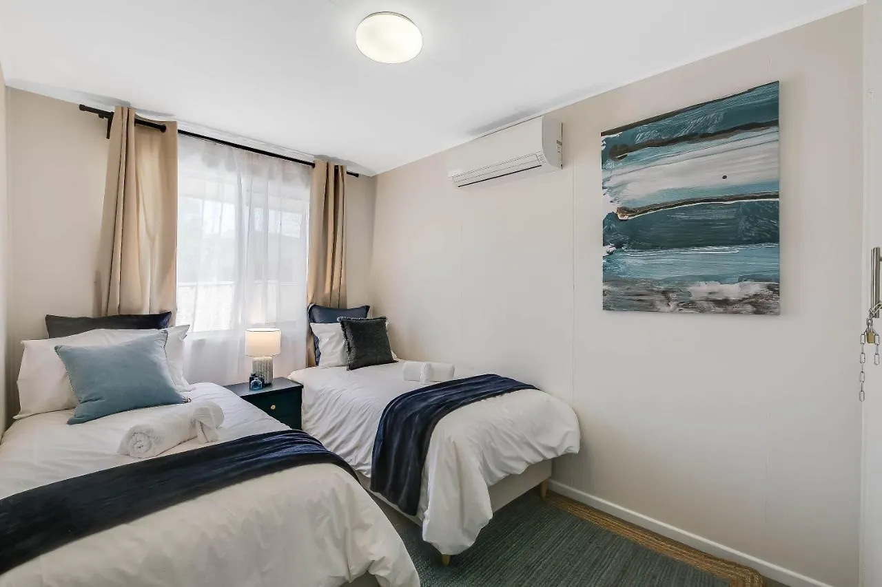 Apartment The Cowhide Cabin - Comfy, Family Friendly Stays In Toowoomba Australia